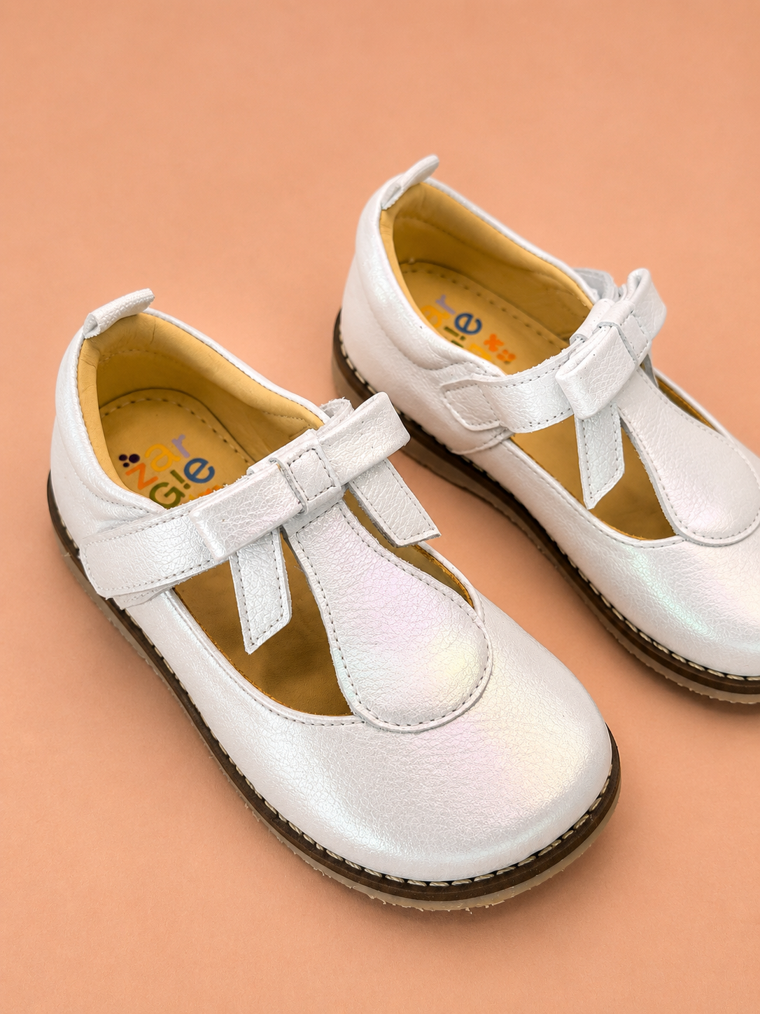 Sapatilha Infantil Melina em Couro – Branco Perolado - Imagem 3